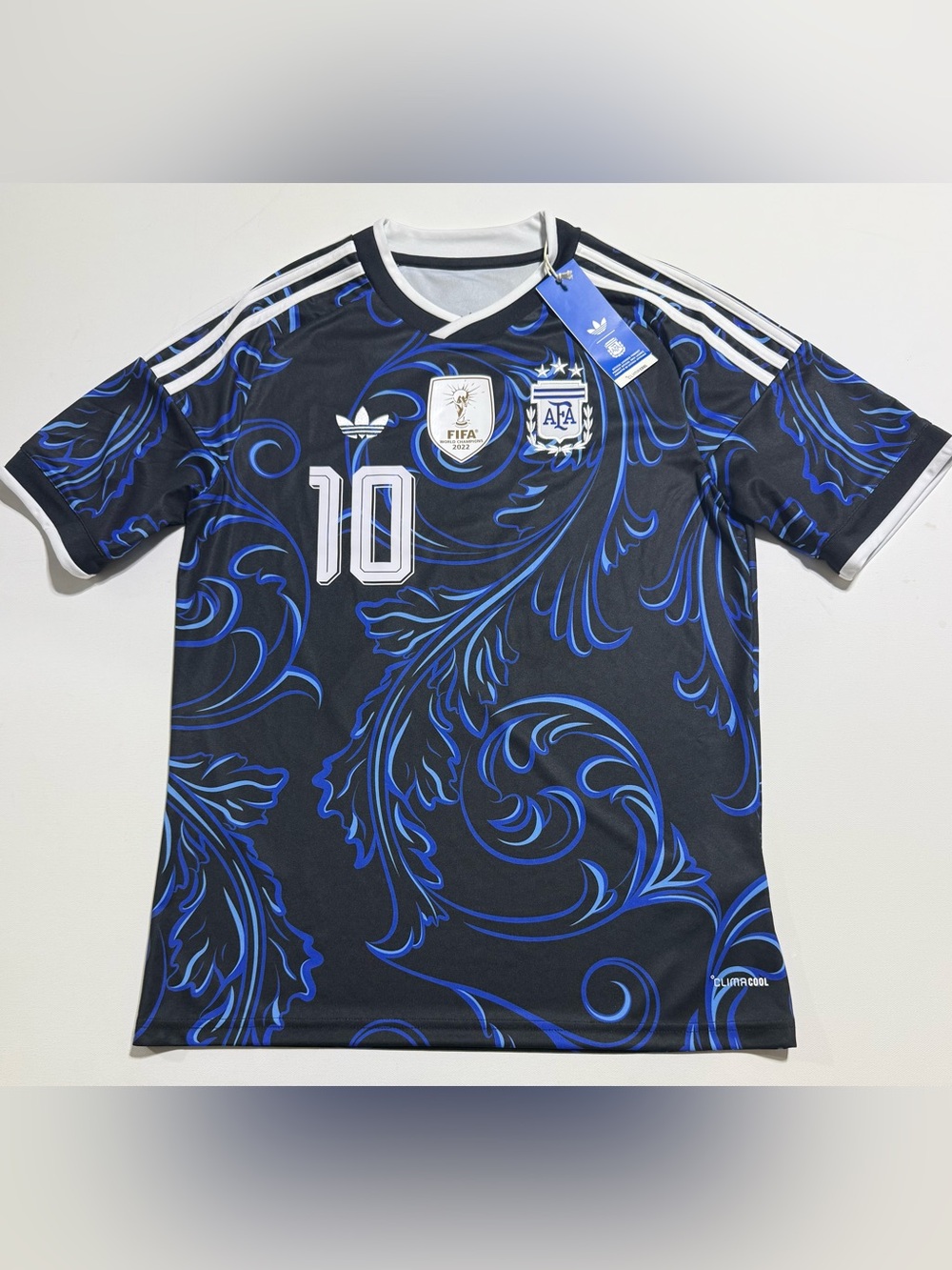 adidas  Kids Black & Blue Argentina #10 Football Jersey size XL